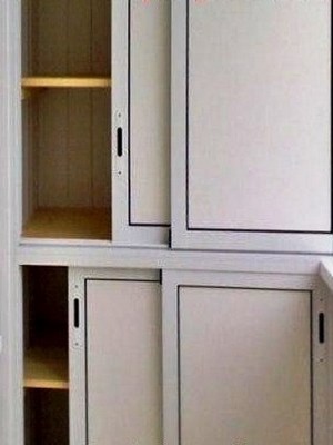 шкафчик для балкона раздвижной
